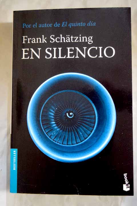 En silencio / Frank Schtzing