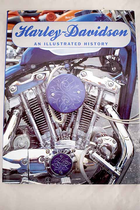 Harley Davidson an illustrated history / Shaun Barrington
