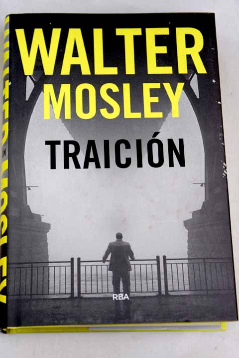 Traicin / Walter Mosley