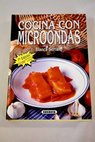 Cocina con microondas / Blanca Serrano