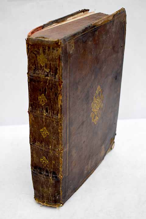  Epitome De La Vida, Y Hechos Del Invicto Emperador Carlos V  (1656) (Spanish Edition): 9781166094355: Figueroa, Juan Antonio De Vera y:  Libros