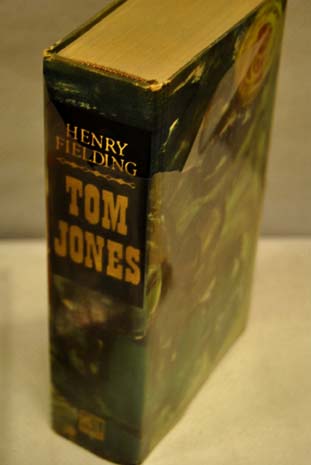 Historia de Tom Jones el expsito / Henry Fielding